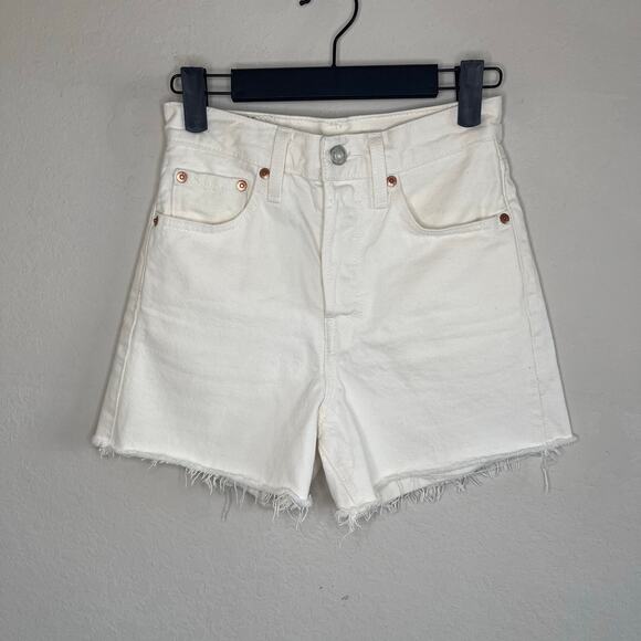 Levi’s Ribcage Denim Shorts Cutoff Button Fly Cream High Rise - Size W24 - Picture 1 of 7